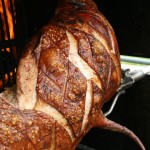 Ganze Sau am Spieß