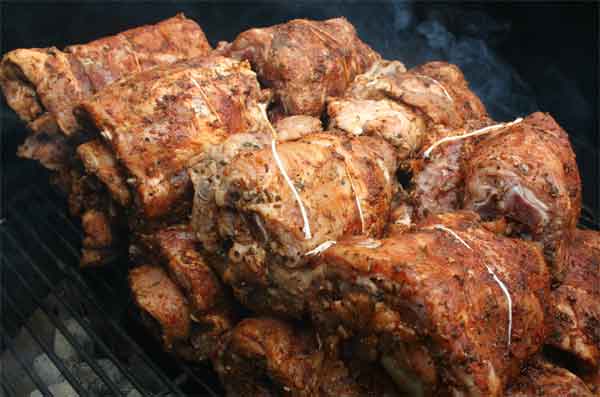 Spare-Ribs-eingerollt